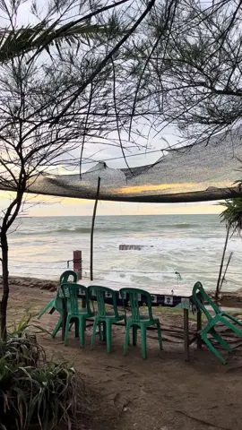 Sungai suci - Bengkulu 🌊 __________________ . #nature #beach #asmr #ombak #exsplore #wisatabengkulu #bengkulutiktok 