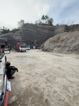 Bakoh nyel😆#wonogiri24jam #fyppppppppppppppppppppppp #wonogirisemuateman #dumptrucktiktok 