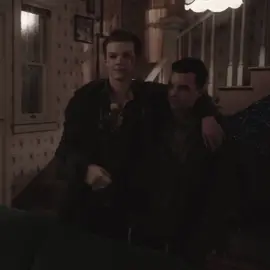 s5 gallavich has my heart 😭 || #gallavich #gallavichedit #shameless #mickeymilkovich #iangallagher 