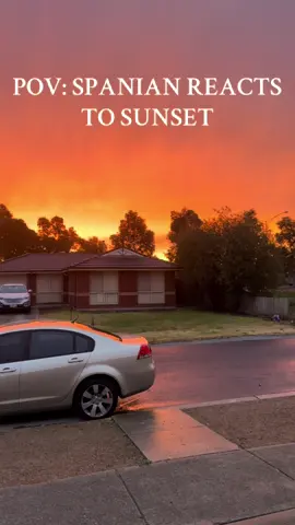 SPANIAN SUNSET REVIEW🌅😭 #foryoupage #viraltiktok #spanianlad #spanianimpression #spanian_official 
