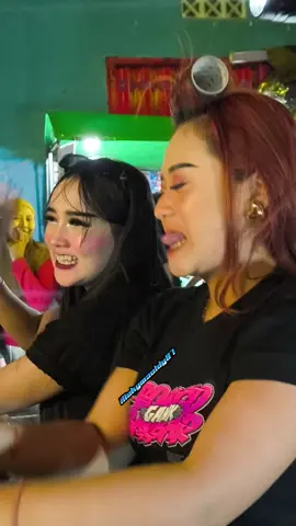 jiaaaann gayeng pooll🔥🔥💃💃 #dancerkarnaval  #karnavalsoundsystem  #malang24jam  #4page  #fypviralシ  @Ness🅰️  @andin_ds 
