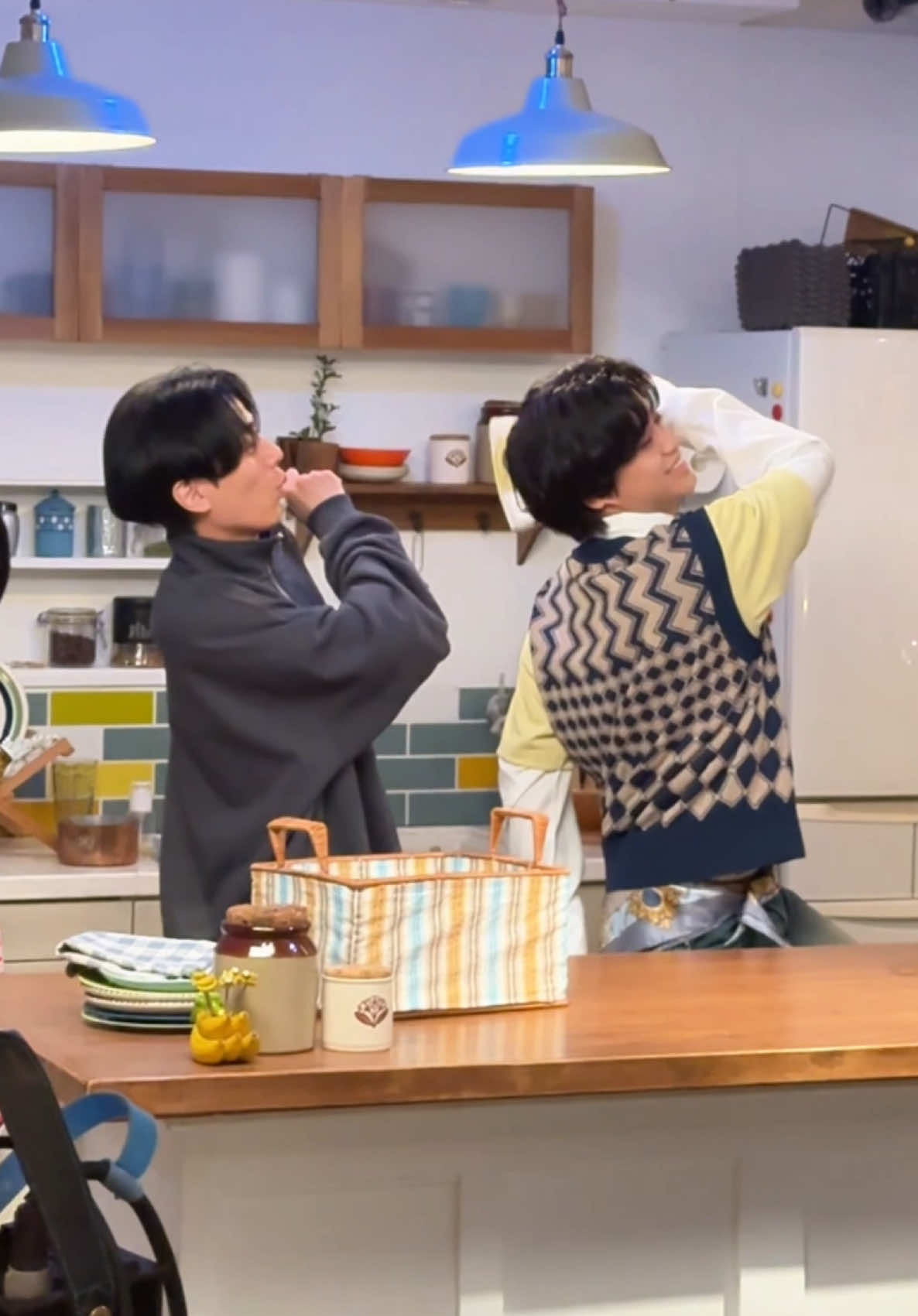 別角度でメイキングをもう一度😌 #KingandPrince #WhatWeGot_奇跡はきみと #永瀬廉 #髙橋海人 
