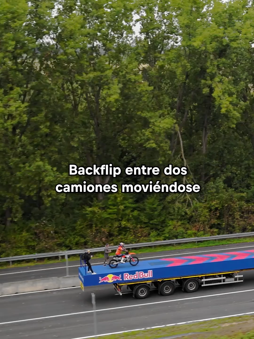 Una autopista sin límete de acción 🤘 Uno más para los libros de historia 🫡 #RedBull #TeDaAaalas
