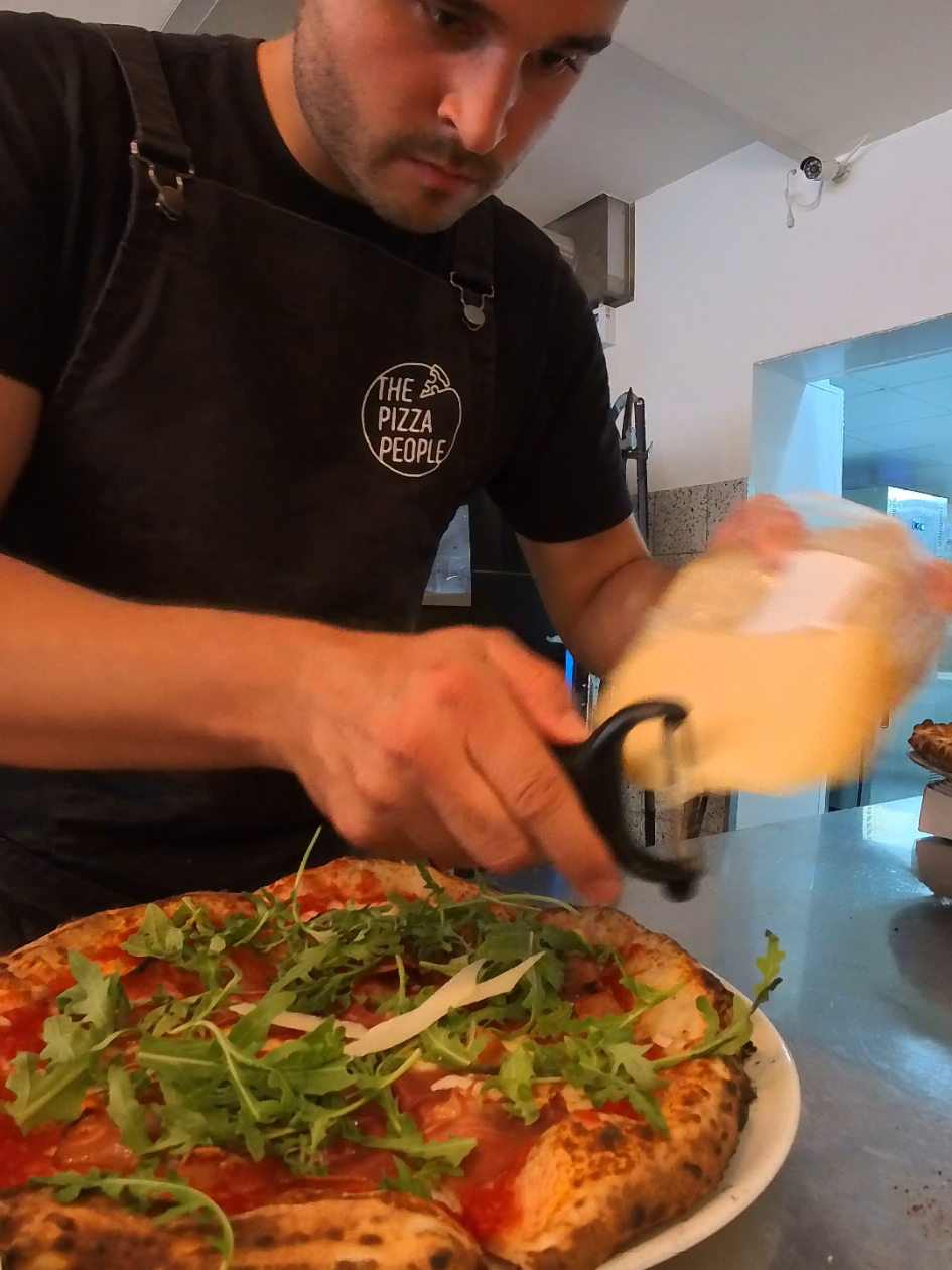 Making Parma Ham&Rocket Pizza 🍕 #pizzamaking #pizza #viral #viralvideos #pizzayolo @The Pizza People 