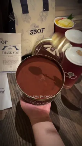 Em không khóc. Em đang bận ăn bánh the 350F do chính tay em mua rồi . Lêu lêu anh . Ib sốp gửi menu the 350F tại Nhật tha hồ ăn ạ #xuhuong #viral #the350f #tiramisu #sẵntạinhật 