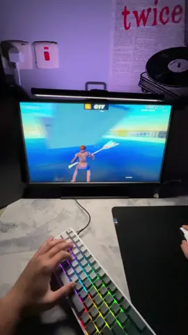 #fortnite #handcam #فورت_نايت #3z #creatorsearchinsights 