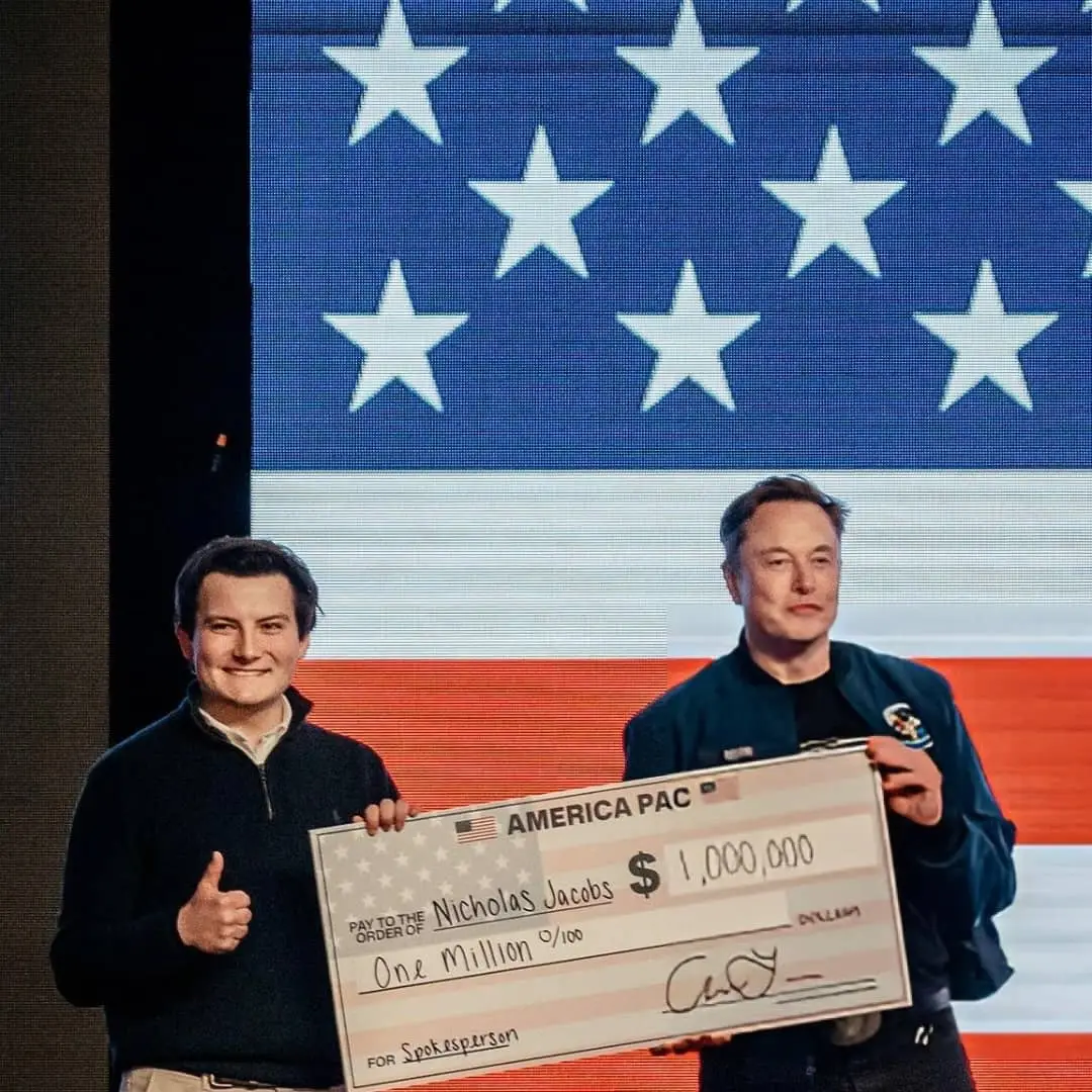 Elon Musk is a genius. The million-dollar giveaway was a brilliant move to grab the media’s attention, knowing they couldn’t resist covering it.  #elonmusk #tesla #cryptocurrency 