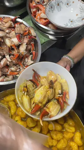 Bánh canh hẻm 360 phạm văn chí quận 6 giờ bán 15h30