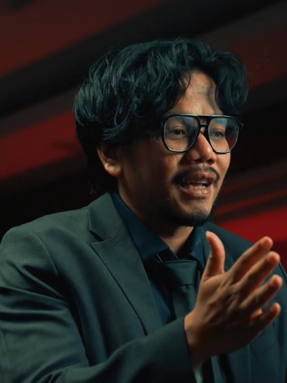 Membahas Algoritma Media Sosial Sc : YouTube Ferry Irwandi #ferryirwandi #malaka #malakaproject #algorithm #mediasosial 