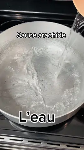 Sauce arachide,accompagné du foutou.c’etait trop bon . 