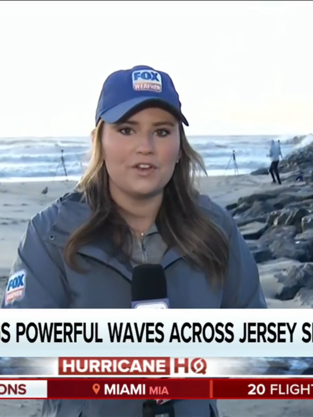 🌊ERIN THREAT LINGERS: Hurricane Erin will still cause a coastal flood threat for parts of New England and the mid-Atlantic during high tide on Friday as it pulls away from the East Coast. FOX Weather Meteorologist Jane Minar has the latest from Manasquan, NJ. #nj #jerseyshore #hurricane #hurricaneerin #flood