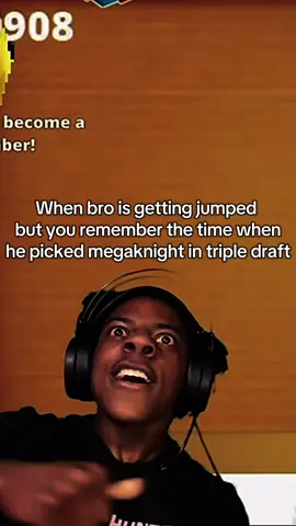 He will not be getting any help #clashroyale #fyp #megaknight 