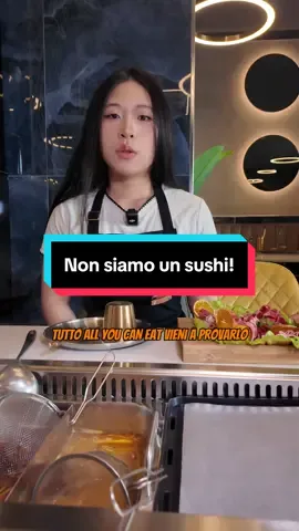 🍣❌ “Fate anche sushi?” Ce lo chiedono in tanti… ma la risposta è sempre la stessa: NO SUSHI. SOLO HOTPOT E BBQ COREANO ALL YOU CAN EAT. 🔥🇰🇷 Siamo cinesi, non giapponesi. E qui da Loong Xii Xii, si viene per mangiare fino a scoppiare, non per i roll! 😄😋 #hotpot #barbecue #barbecuecoreano #allucaneat 