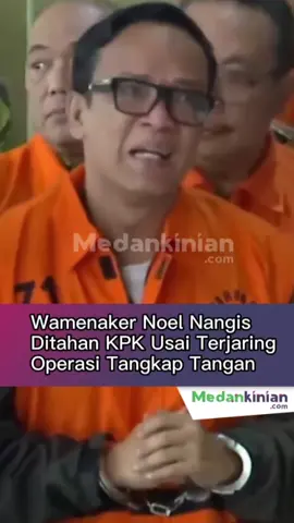 KPK menahan Wakil Menteri Ketenagakerjaan (Wamenaker) Immanuel Ebenezer atau Noel setelah terjaring dalam operasi tangkap tangan (OTT). Noel terlihat menangis dengan rompi oranye di tubuhnya. Pantauan detikcom di gedung Merah Putih KPK, Jakarta Selatan, Jumat (22/8/2025), pukul 15.36 WIB, Noel turun dari ruang pemeriksaan KPK. Selain Noel, ada 10 orang lain yang ditahan KPK. Saat digiring menuju ruang konferensi pers, Noel terlihat menangis. Ia juga sempat mengusap kedua matanya. Diketahui sebelumnya, Noel terjaring dalam OTT KPK. OTT tersebut terkait kasus korupsi terkait pemerasan sertifikasi keselamatan dan kesehatan kerja (K3). Noel diduga memeras sejumlah perusahaan terkait pengurusan sertifikasi K3. Namun KPK belum mengungkap berapa total duit pemerasan itu. KPK juga memamerkan 22 barang bukti berupa kendaraan yang diamankan dalam OTT terhadap Noel. Salah satunya ialah mobil bermerek Nissan GTR. Ada juga mobil BMW, Hyundai Palisade, Mitsubishi Pajero Sport, hingga mobil Jeep. Ada pula Vespa hingga motor sport Ducati yang disita.