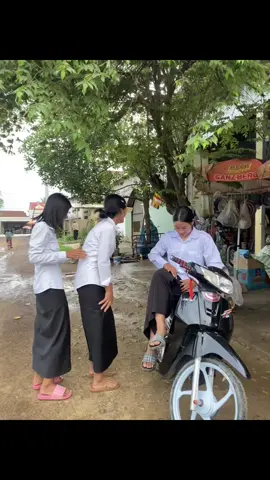 Sok2222😊#funnyvideos #fyppppppppppppppppppppppp #12345678910_vin #funny #funny #bdtiktokofficial #fypシ ##lyrics #fypシ゚viral #foryourpage 