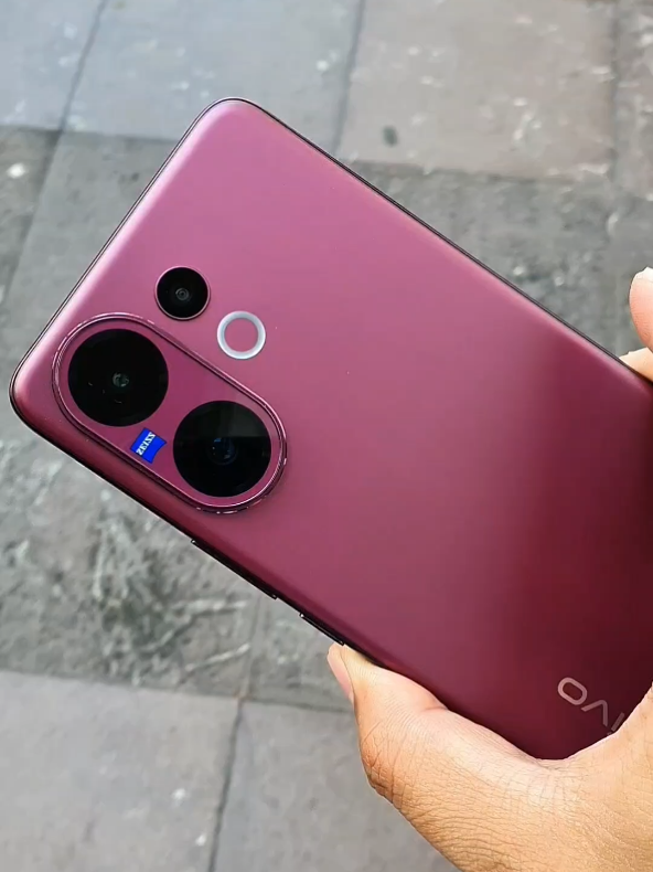Membalas @123tobemyself gimana ka setabilizer vivo v60 ini bagus kan,? jngn dengerin buzzer kepanasan wkwkw inget yahh ini hp Midrange bukan flagship #vivov60 #capturev60 #zeissportrait #zeissportraitupclosefromafar #zeissportraitsopro  @vivocampus Indonesia 