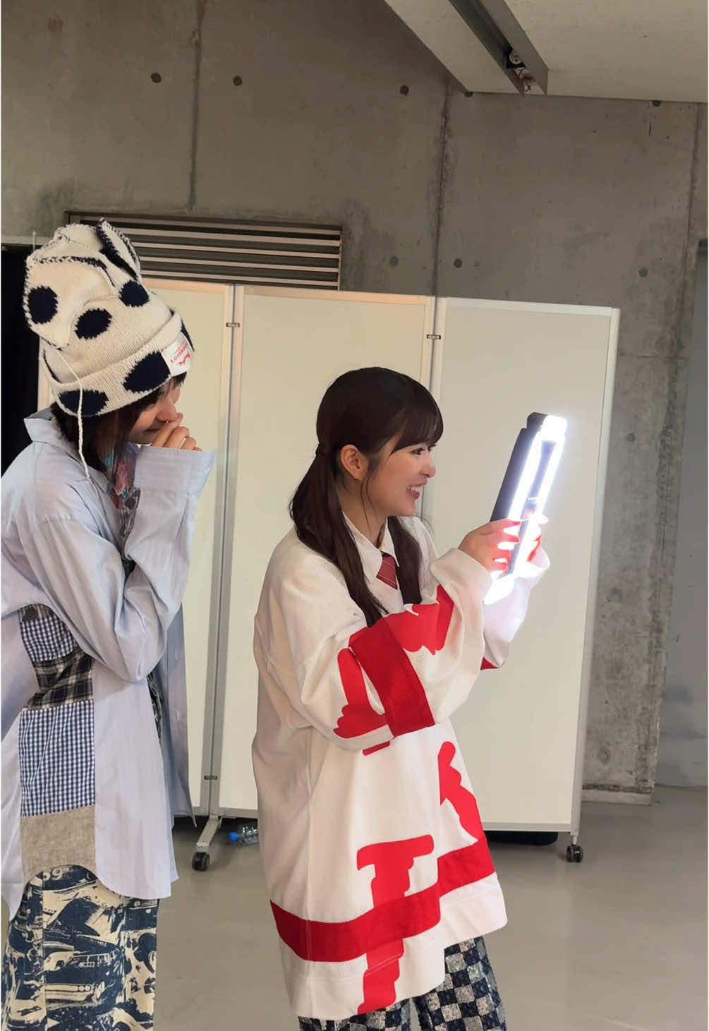 ってかさ、これあーやが撮ってたんだけどうまくね？ そしてさっき投稿した動画と何か違くね？ #乃木坂46 #乃木坂46_ってかさ #乃木坂46_samenumbers #実は2回撮影