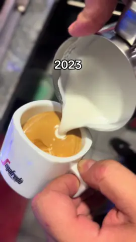 Jet 2 Holiday.. #coffee #latteart #barista #viralvideos #coffeerush  @Segafredo Zanetti 