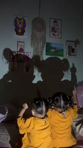 Adek kabitaen pen ikut join trend bayangan juga🤭🤣🤣🫶🏻 #trend  #trendingsong  #trendbayangan  #trendbayangananak  #viraltiktok  #shadowdance  #fyyyyyyypppppppp 