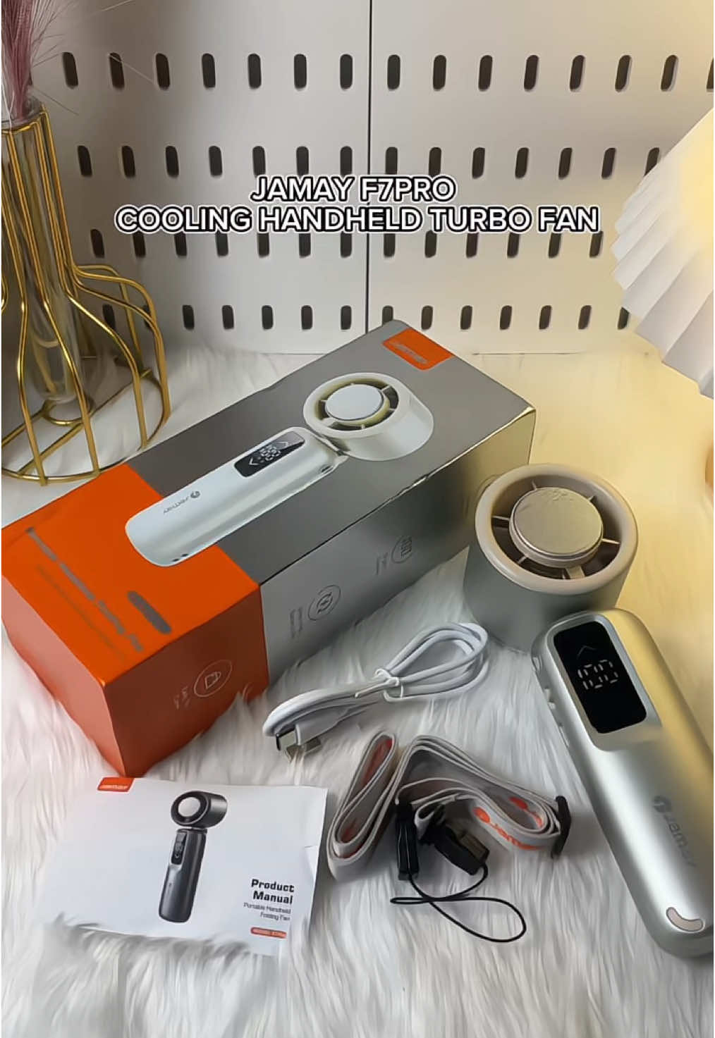 JAMAY F7PRO cooling handheld turbo fan #jamay #jamayf7pro #jamayturbofan #portablefan #handheldfan #turbofan #fyp 