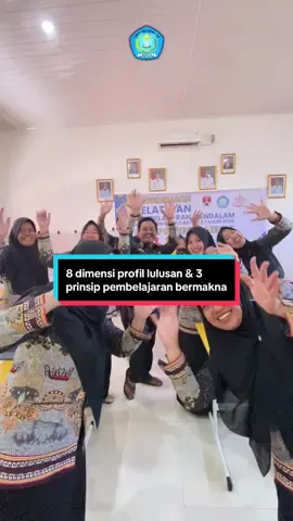 Bapak/Ibu guru, sudahkah tahu mengenai 8 dimensi profil lulusan dan 3 prinsip Pembelajaran Mendalam ? yuk simak video berikut, mari kita belajar bersama☺️ @Kemendikdasmen #PembelajaranMendalam #deeplearning #SpandelasSMART #smpn18mesuji #mesujilampung 