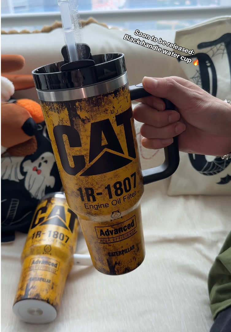 Replying to @Demonuneed20 black handle drops soon! #spotlightfinds #tiktokshopbacktoschool #cup #tumbler #giftideas 