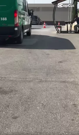 اخ اخ يا غالي 🥺💔😭  رحت وخليتنا هون توصل بالسلامه على قبرك يارب 🤍🕊️