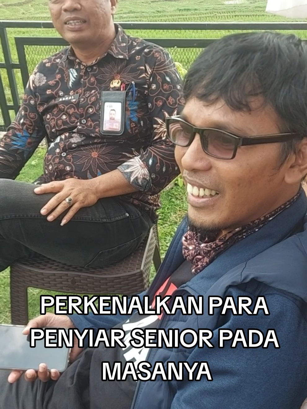 Perkenalkan Para Penyiar Senior Pada Masanya, Kak Enal dan Kak Asnal pada masanya... #penyiarradiofm 