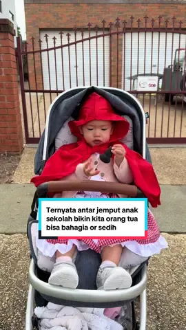 Ternyata memang spending time sama anak emang sepenting itu dan memberikan efek antara orang tua dan ke anak juga. Gue tahu banyak parents yang struggles untuk kasih waktu dan perhatian ke anaknya Karena mereka sibuk.  Buat orang tua yang dua2nya sama2 bekerja . Tetap semangat dan Jangan lupa kasih waktu kalian ke anak we capek apapun, because they needed it and it’s very important. Dan semoga setiap orang tua bisa jadi team yang kompak.  #mumlife #workingmum #ibubekerja #daycare 