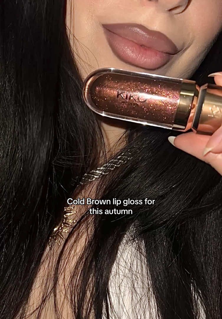 Cold drown lip gloss for this autumn☕️👜🍂 #KIKOMilano #kikogloss #lipcombo #kikolipcombo 