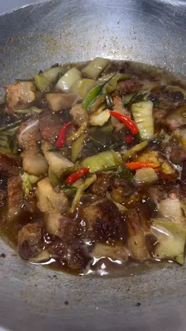 Thịt heo quay kho dưa cải,,#Wink #anngonnaugon #nguyenhanh2403 #xuhuong #monngonmoingay 