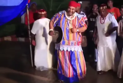 The big masquerade is outside again the lion of Africa is here #goviral #viral_video #fyp #fypシ゚ #peteedochie 