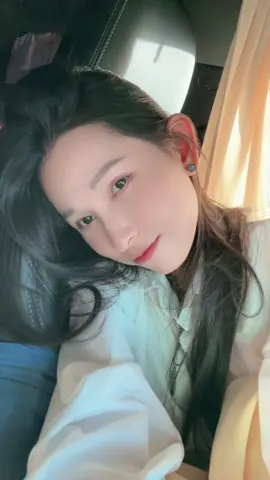 Ngồi chờ trên xe nên kiếm việc để làm… LÀM BIẾNG ! 😌#thienan #tiktokgiaitri 