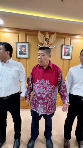 PT tong fang dari China akan investasi 1 - 1,5 triliun rupiah untuk industri timah di Bangka Belitung menurut Gubernur kepulauan Bangka Belitung Hidayat arsan Jumat ( 22/08 ).. #Kepulaubangkabelitung #viralvideo  #targetmataberitasumsel  #pemprovbangkabelitung 