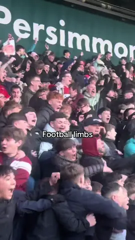 Football Limbs😍 #fyp #leeds #awaydays #efl #nationalleague 