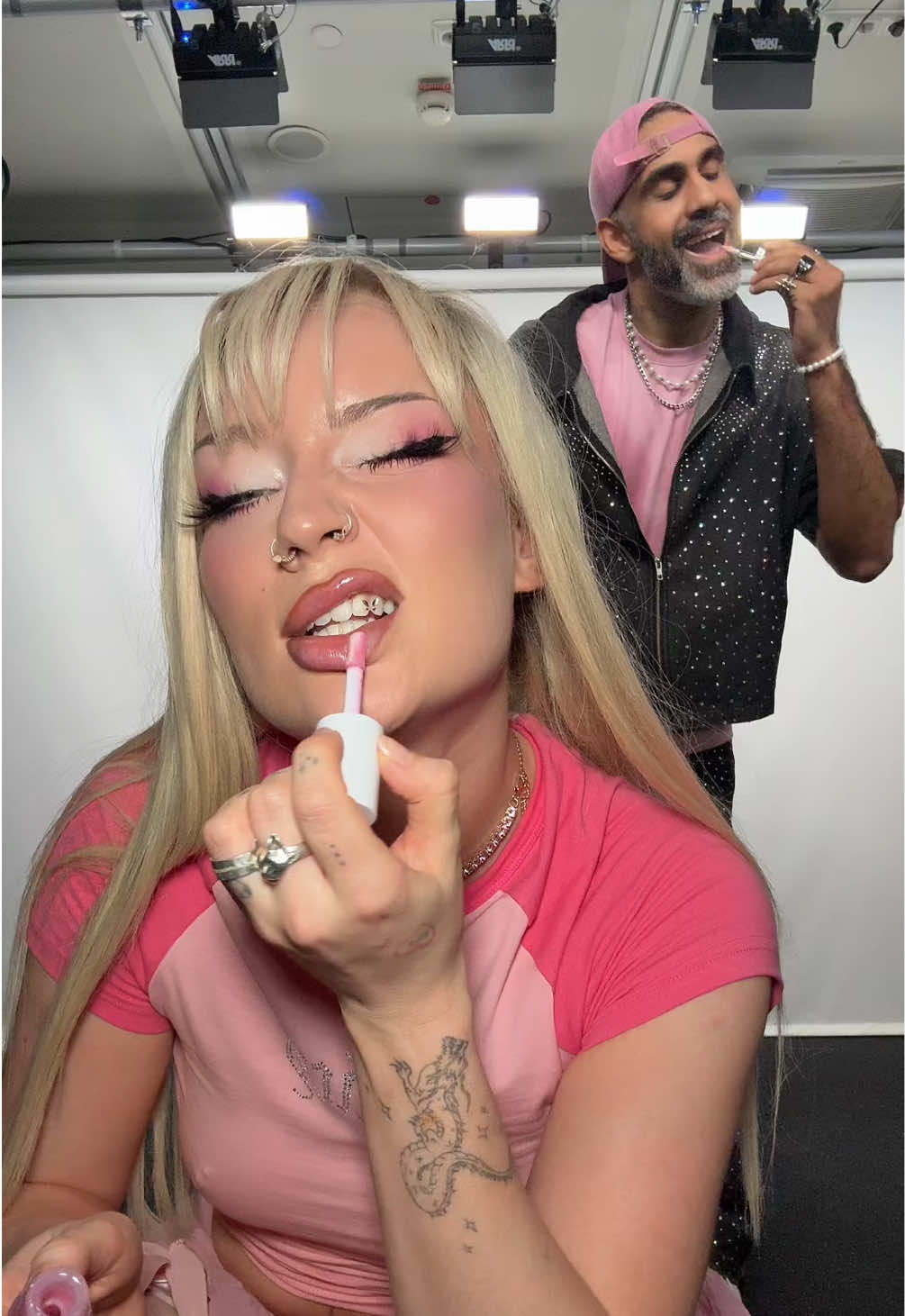 ASMR out now <3 we wanna see u dance to ASMR!!! Tag us for a repost 🖤 dc: @Milad.on.the.run 