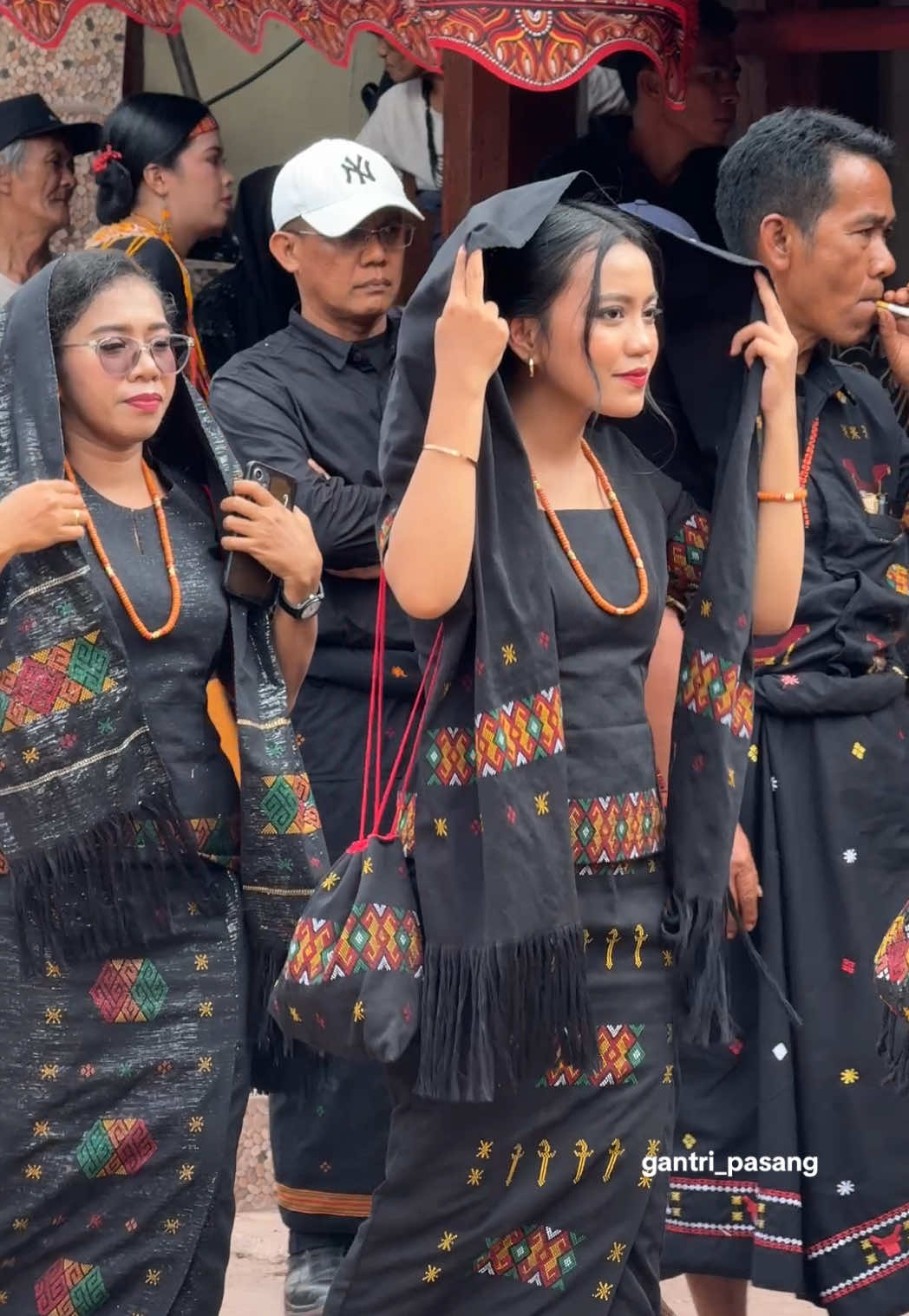 Gadis manis dari Toraja  #toraja #fyp #viral #keren #bainetoraya #adattoraja #adatmahal 