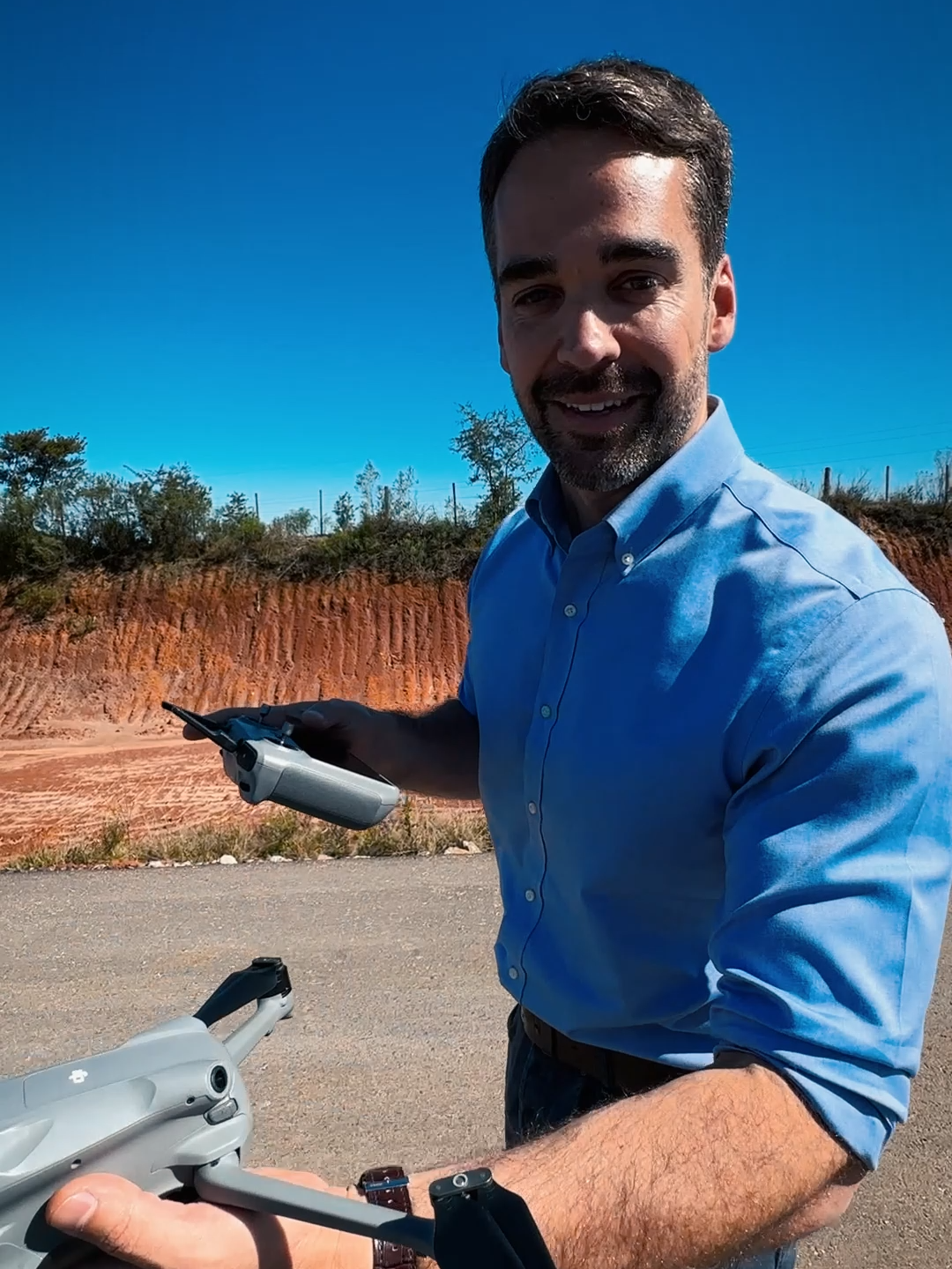 🕹️🛣️ É tanta obra em estrada no Rio Grande do Sul que só tem como ver com drone! Bagé a Torquato Severo está finalmente acontecendo. Vamos seguir fiscalizando, por terra e pelo ar.