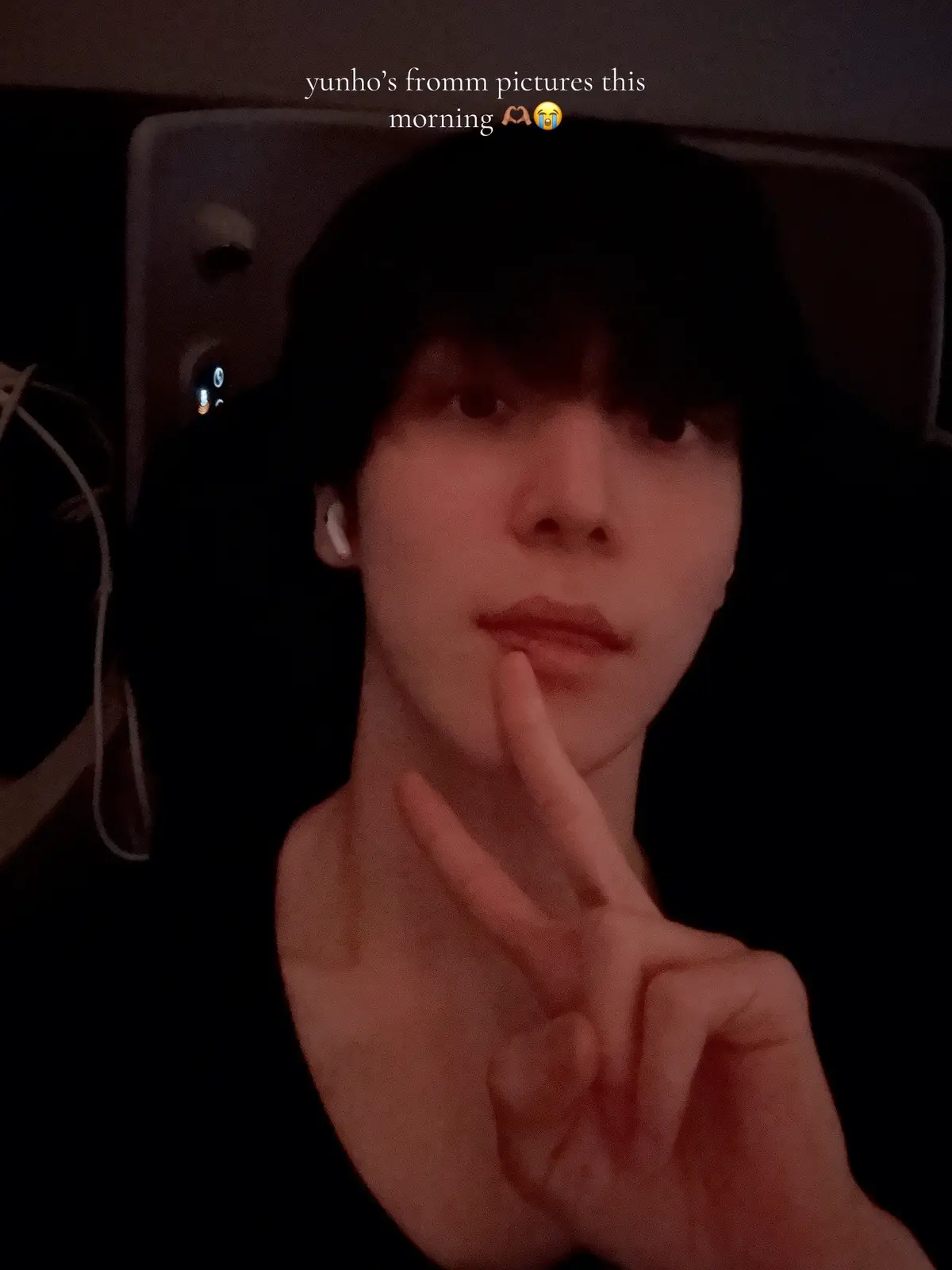 #Yunho ‘s Fromm chat this morning. Everyone is sleeping except him 😂 #ateez #mingi #san #kpop 