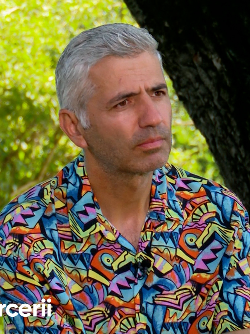 „Este momentul … să vină și să pună un pic umărul la țara asta, cum am venit și eu!”  Sfatul lui Stelian Voina, un român întors în România, după 17 ani de străinătate.  Dacă ai credință, nădejde și dragoste nu te poți pierde în viață! #timpulreîntoarcerii ▶ Urmăriți aici ediția integrală: https://tinyurl.com/3ukeukv6