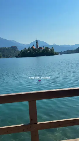 The prettiest country  #lakebled #slovenia #europe #travel #traveltiktok 