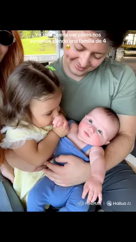 Ay noooo el besito en la manito 😭❤️ yo calentándome el útero de gratis JAJAJA la AI no es nada anticonceptiva 😭 #EvayMajo #papasprimerizos #mamaprimeriza #maternidad #familia 