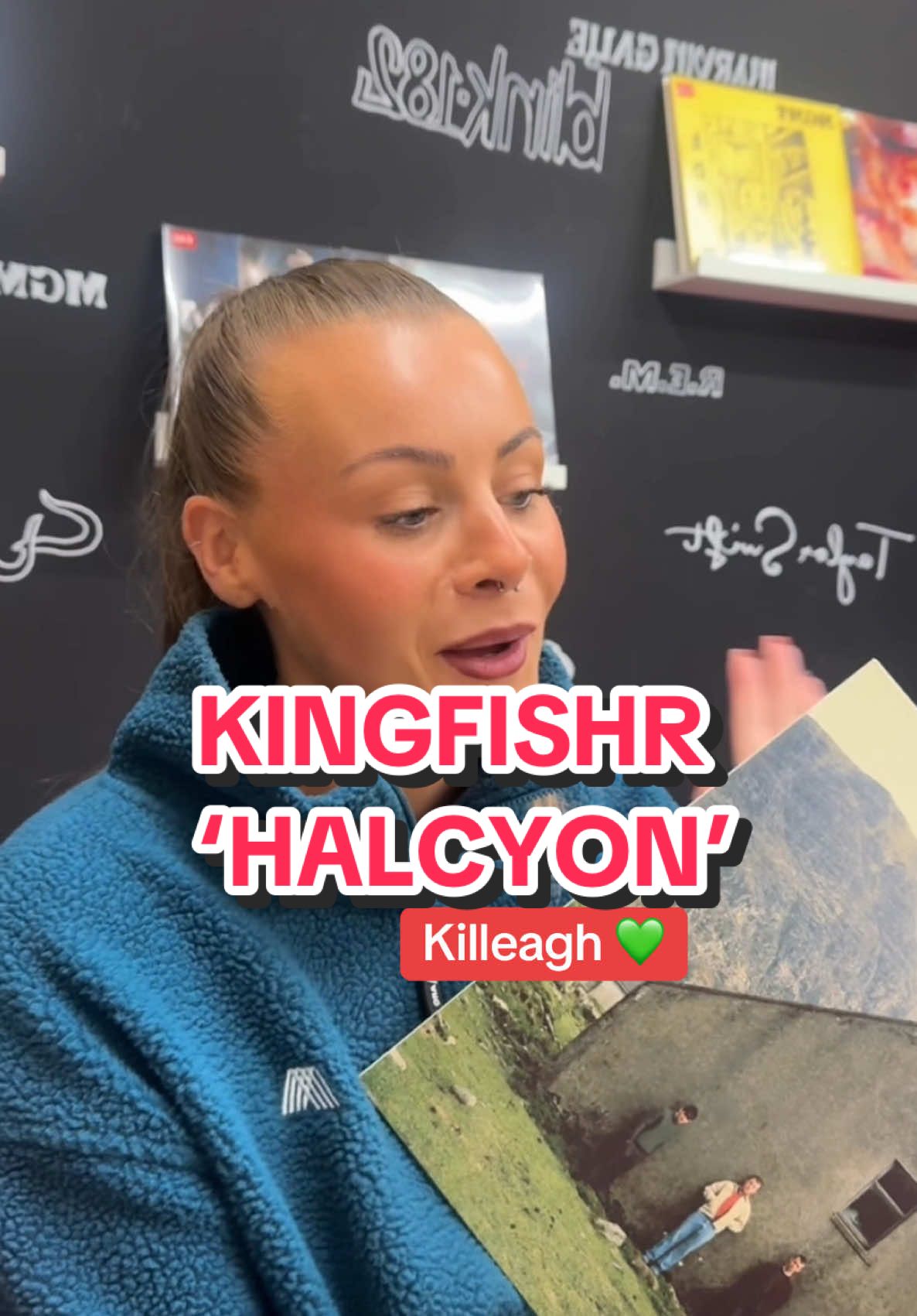 LOVE LOVE LOVE! 😭✨💚 @Kingfishr ‘Halycon’ OUT NOW! #kingfishr #newmusic #newmusicfriday #vinyl 
