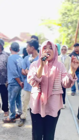 sing penting cukup wadon 1 ya @orelia🐣 😁 #brondong #aurelaulia #andiputra1 #tarling 