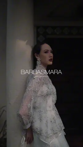 ✨ Ethereal Contrast ✨ A collection shaped by the harmony of softness and strength flowing silhouettes, fluid lines, and graceful movement balanced with bold hues and grounded tones. Each piece is designed to feel ethereal yet powerful, carrying you effortlessly from moment to moment. Available on TikTok Shop and Tokopedia 🛍️🛒 #barliasmara #fashion 