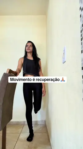 Se passaram 2 meses desde a fratura no fêmur e cada exercício está me ajudando a recuperar a força, a confiança e, aos poucos, a parar de mancar. A paciência, a persistência e a fé estão me mostrando que cada passo, por menor que seja, é uma vitória ! 