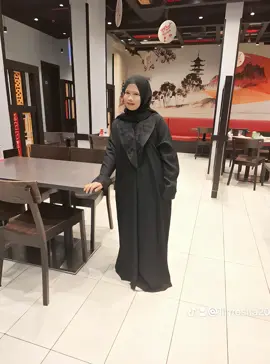 me and my si bodyguard 😉🤭