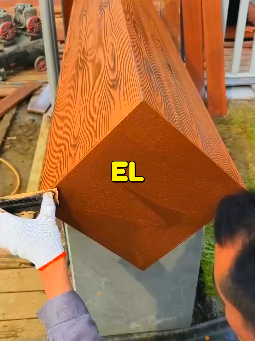 🔴 ¡Atención! La HISTORIA COMPLETA te espera. Búscala como TSTRIALOGOS en YouTube o haz clic en el enlace de nuestra bio. 🎬 El DÍA de mi BODA, mi TÍO ENVIÓ una FOTO: todos — mis PADRES, HERMANOS, PRIMOS — en un YATE en... #spain #venganza #fypageシ