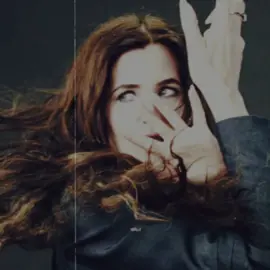 I ACTUALLY CANT STOP FREAKING EDITING HELP #agathaharkness #kathrynhahn #agathaallalong #agathaharknessedit #kathrynhahnedit #agathaallalongedit @satans patellas  agatha outtake photos: wandasattorney