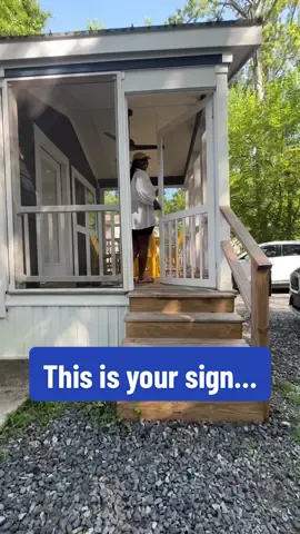 Summer is almost over and you don't want to miss out on camping season! ☀️ Book your getaway to Sun Outdoors Cape May in scenic Cape May, New Jersey. It's the perfect destination for families to enjoy the outdoors while experience top notch resort-style amenities. 🎥 @Jasmine 